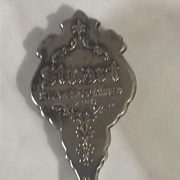 Vintage Canada’s Wonderland Silver Plated Spoon - Picture 5 of 7